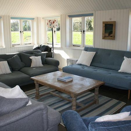 Greystone Cottage - Sea Views, Short Stroll To A Beautiful Sandy Beach Brook  ภายนอก รูปภาพ